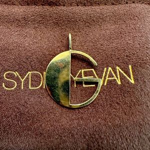 Sydney Evan 14k YG Large G